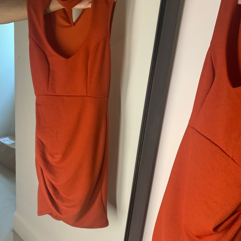 Dress - Picture 7 of 7